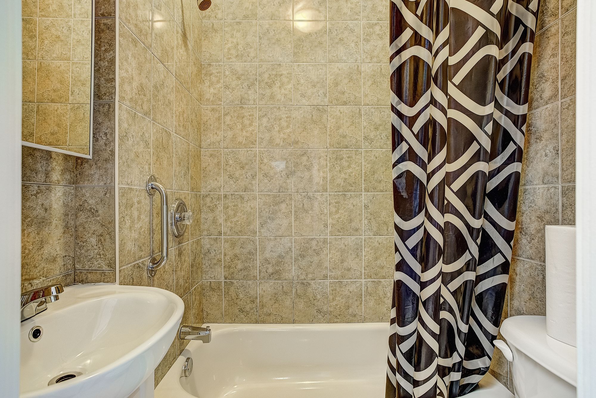 Фото Destination Stays Griffintown Montreal