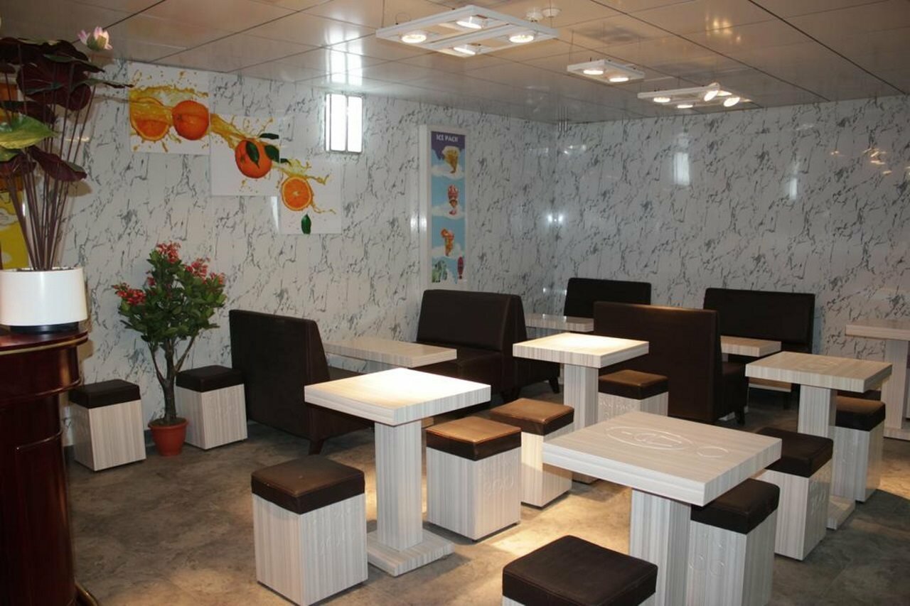 Фото London Palace Tbilisi