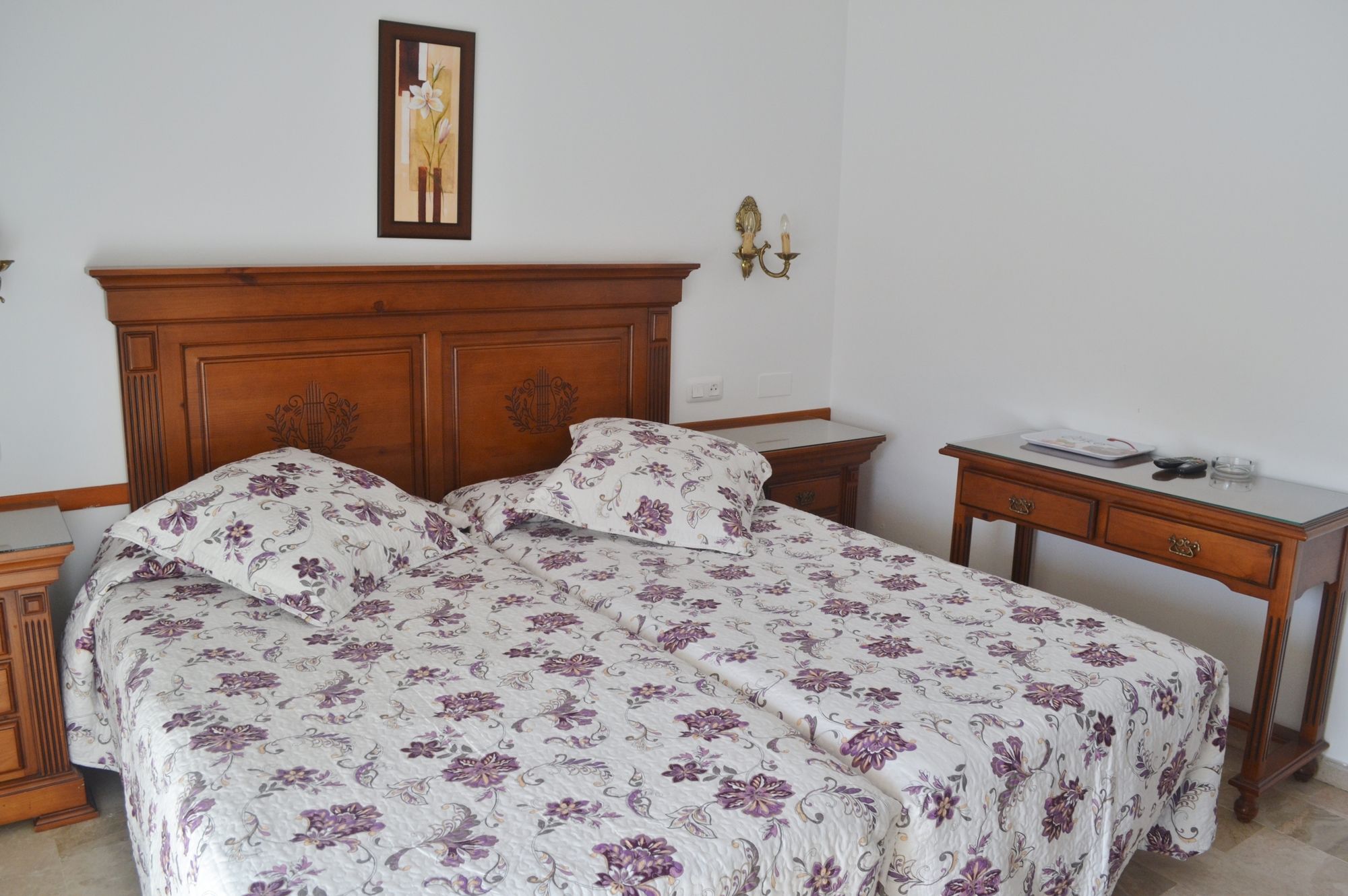 Фото Hostal Dianes