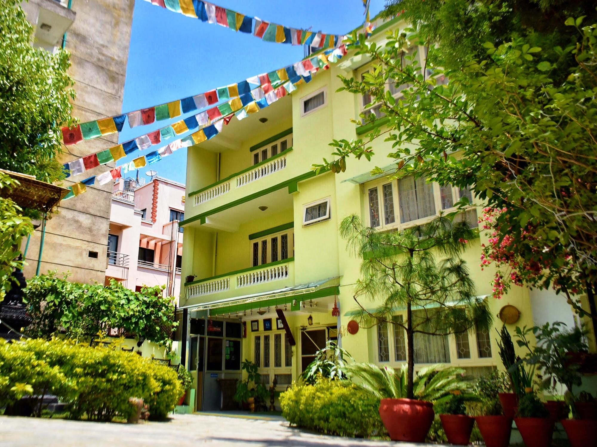 Фото Shakya House