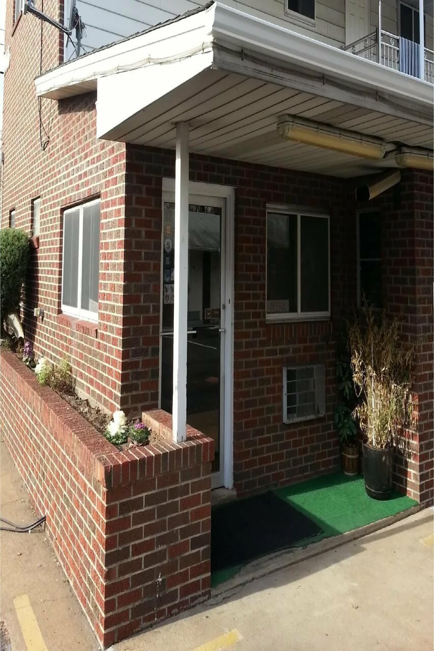 Фото Americas Best Value Inn Avenel Woodbridge