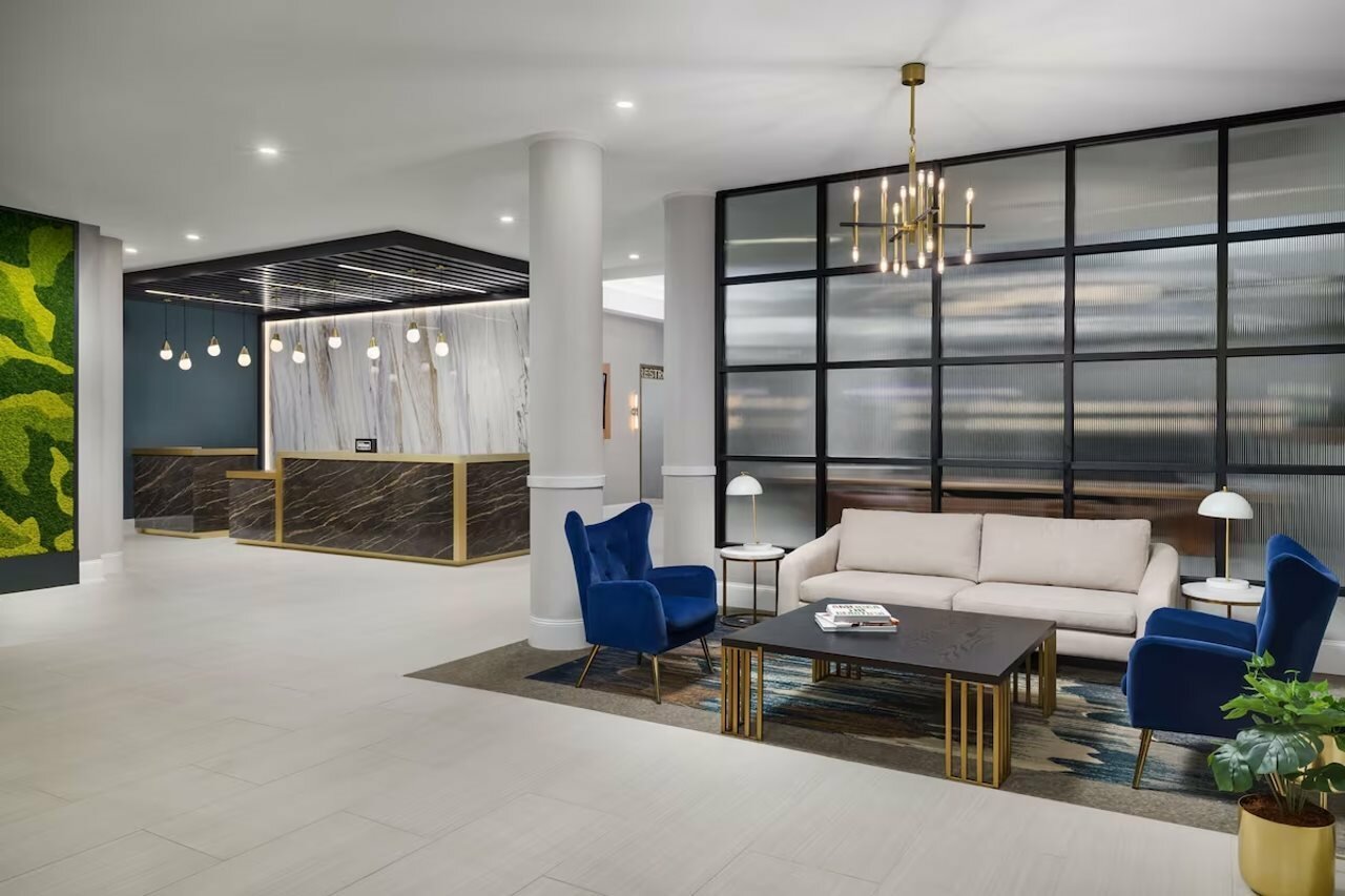 Фото DoubleTree by Hilton Charlotte City Center