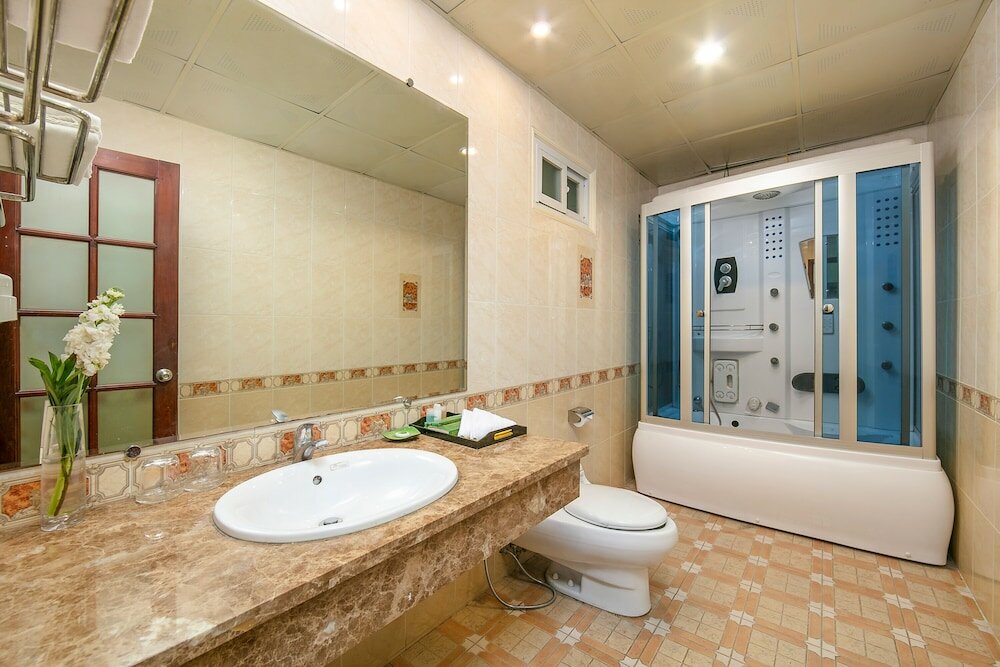 Фото Emerald Hotel Hanoi