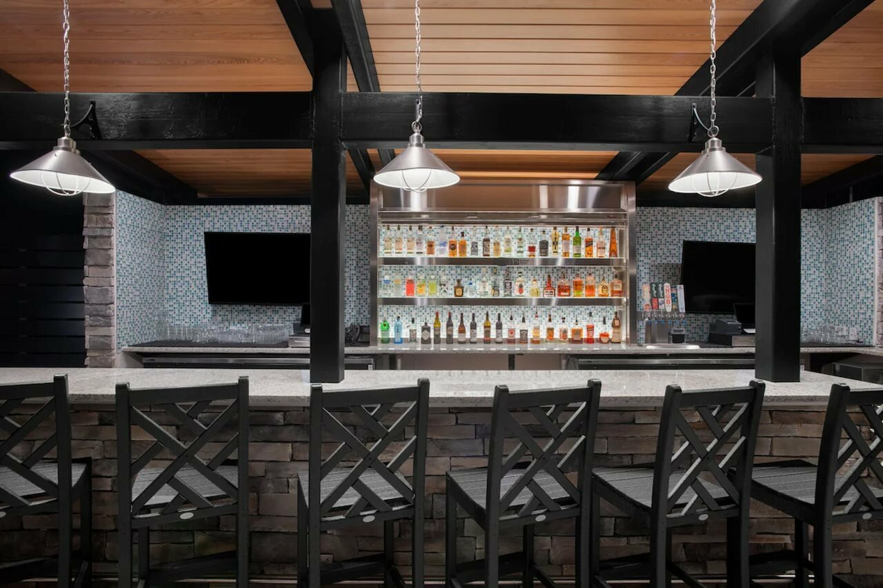 Фото Courtyard by Marriott Clearwater Beach