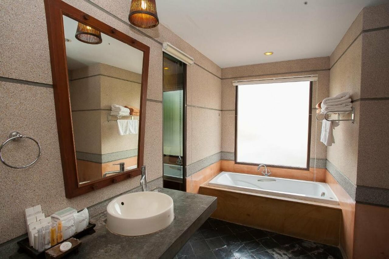 Фото Railay Village Resort