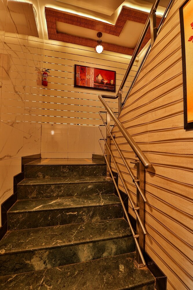 Фото La Hotel Metro