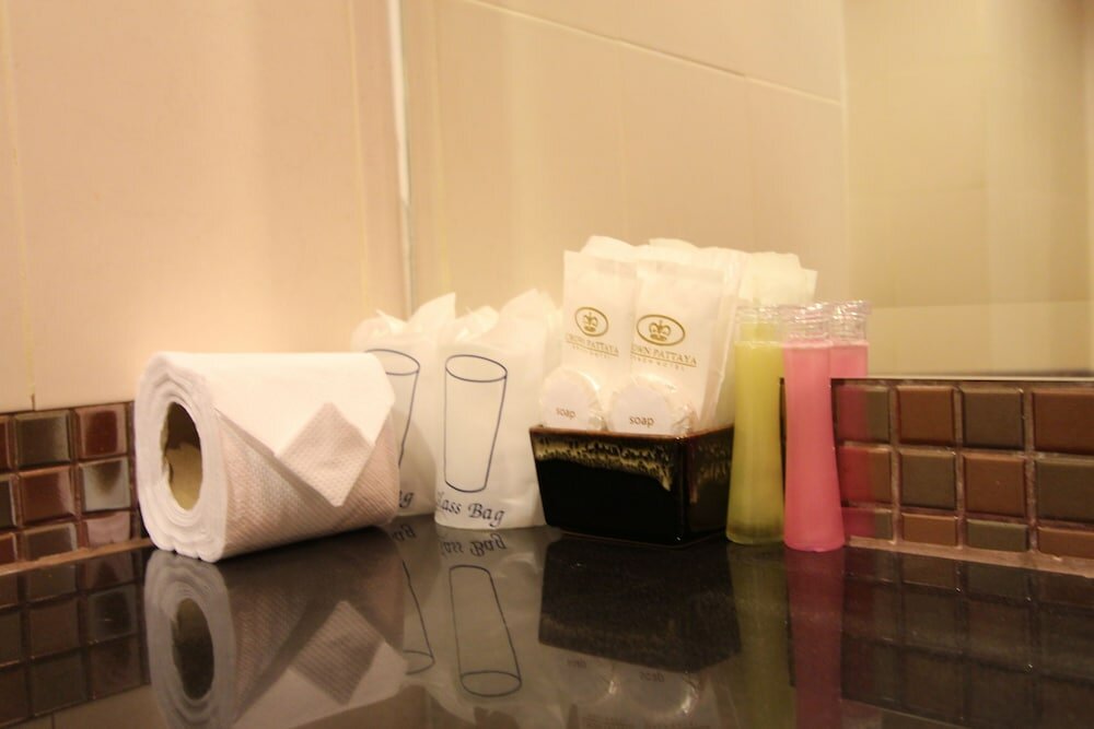 Фото Crown Pattaya Beach Hotel