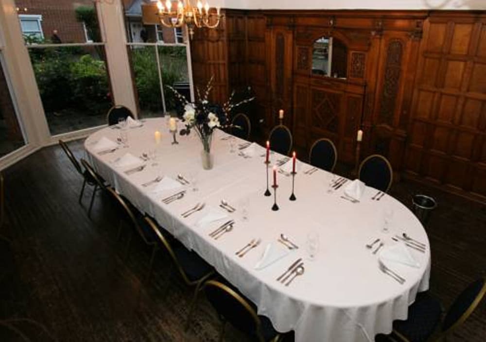 Фото The Edgbaston Palace Hotel