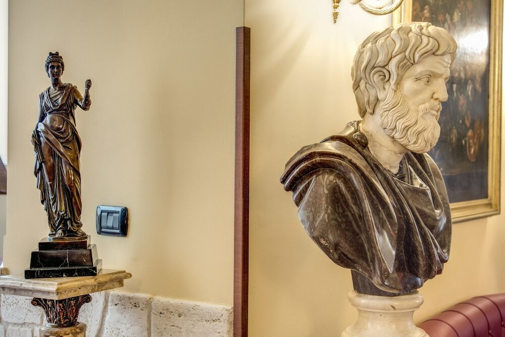 Фото Aurelius Art Gallery Smart Hotel