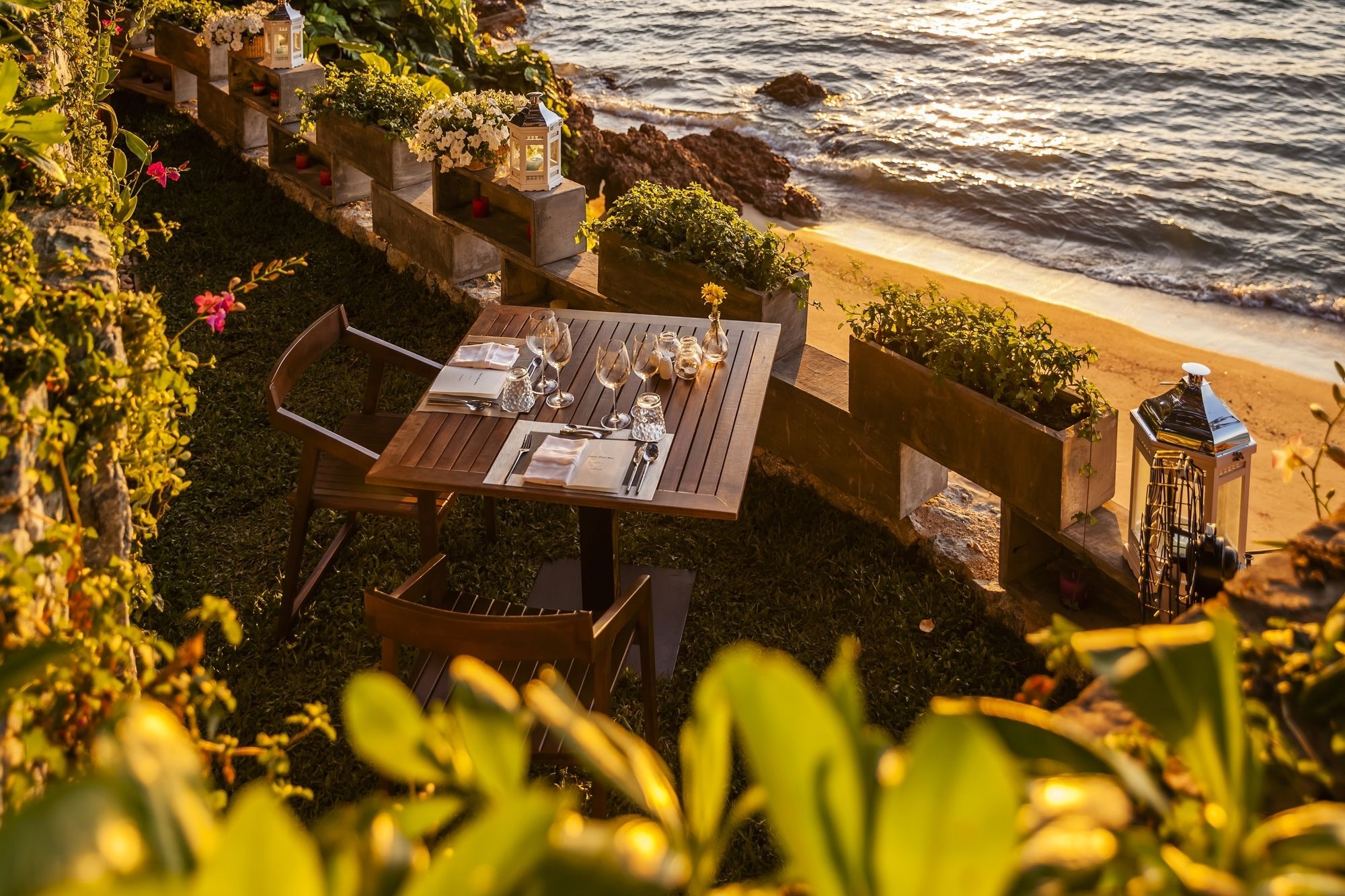 Фото The Monttra Pattaya