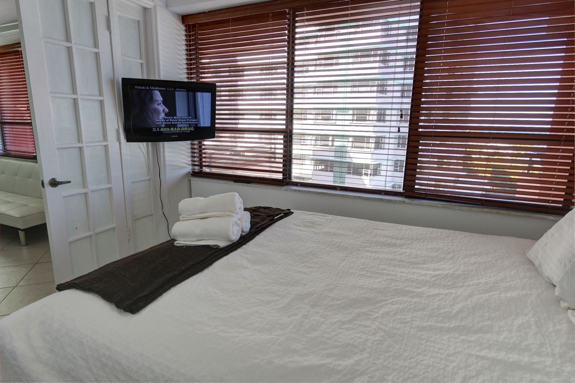 Фото Private Apartments by Vacations On Miami Beach