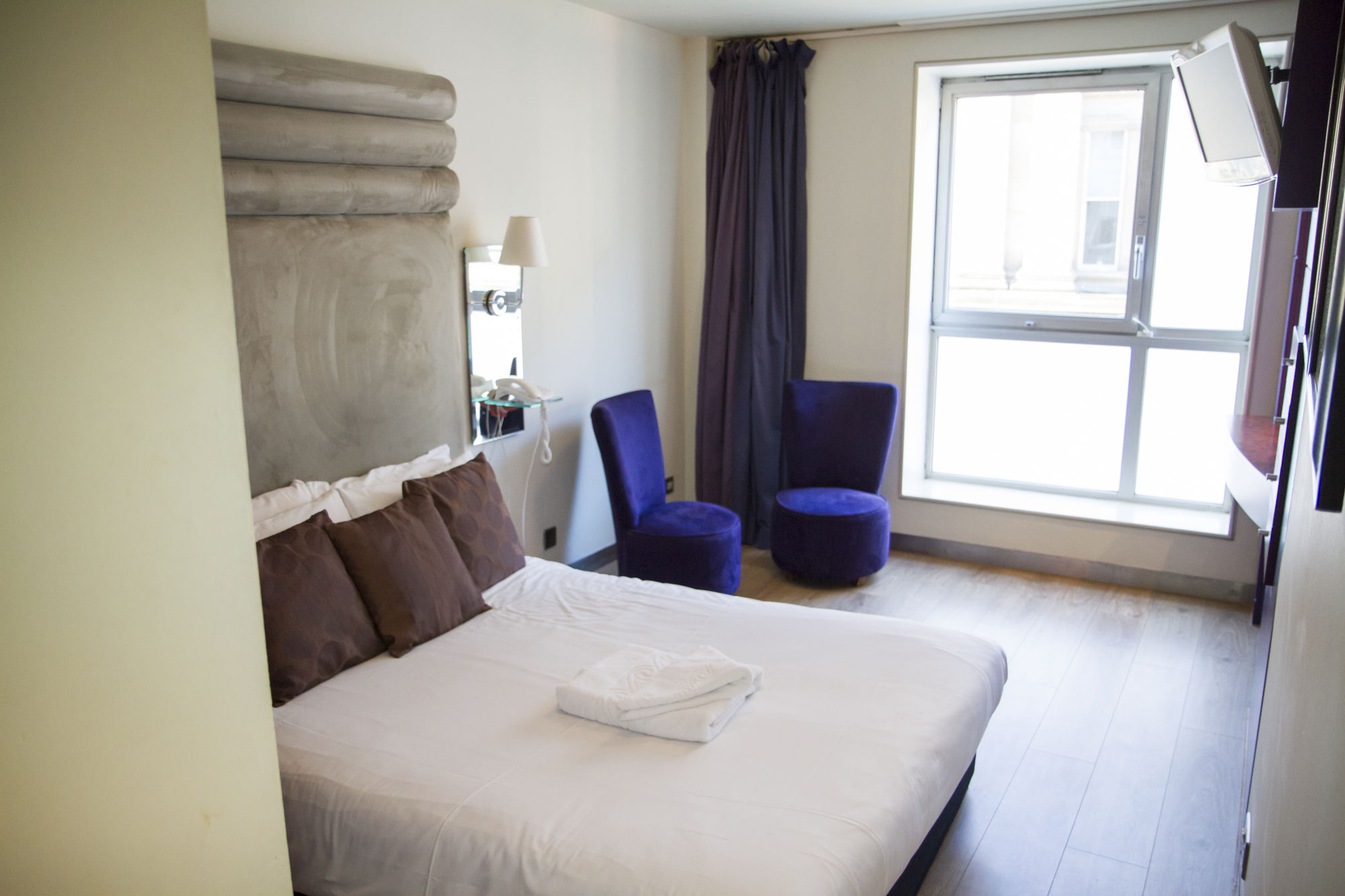 Фото Brunswick Merchant City Hotel