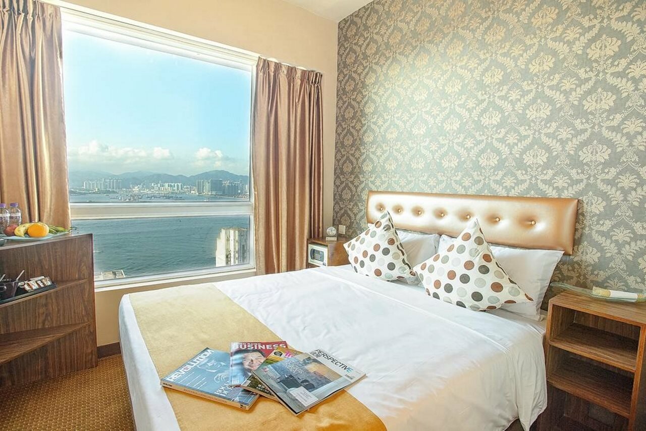 Фото Ramada by Wyndham Hong Kong Harbour View