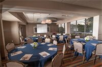 Фото Holiday Inn Express Atlanta Galleria - Ballpark Area, an Ihg Hotel