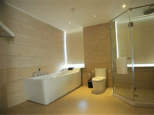 Гостиница Haoyu Business Hotel в Ляояне