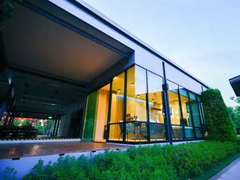 Фото Chatnipa Beach Resort by Morseng