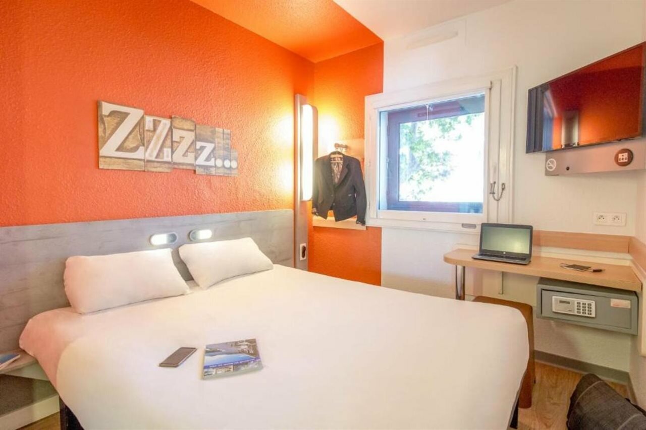 Фото Ibis Budget Marseille Timone