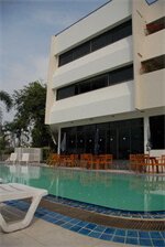 Фото Bangsaen Villa Hotel