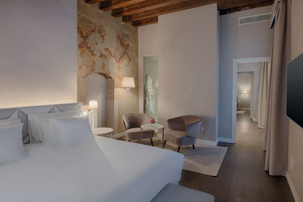 Фото NH Collection Palazzo Verona