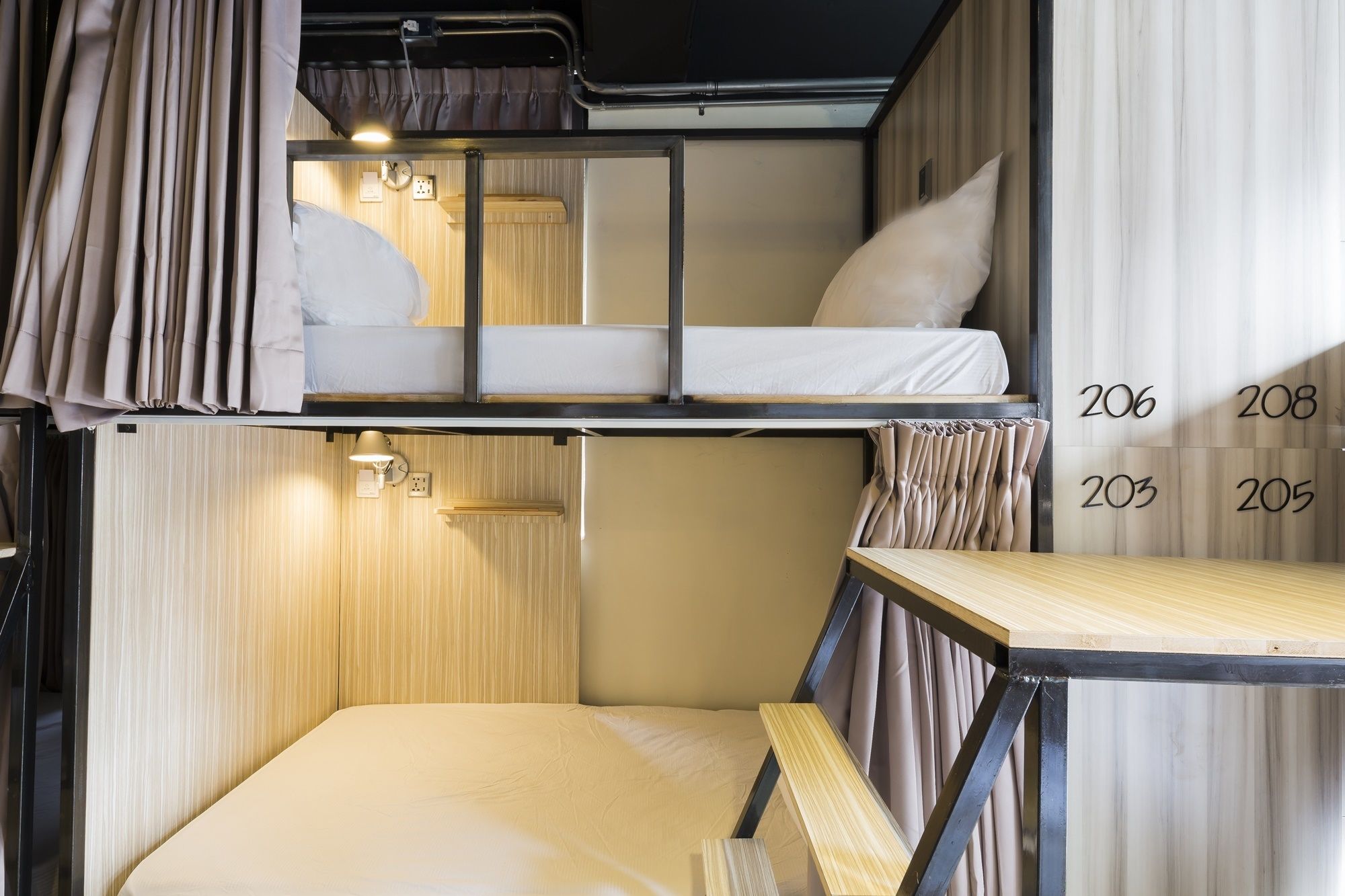 Фото Five Elements Hostel Taipei