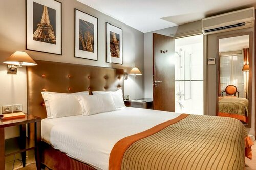Гостиница Le 12 Hôtel