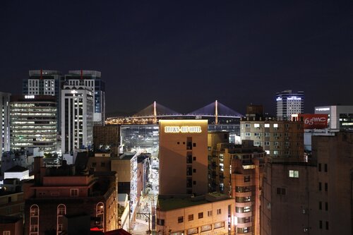 Гостиница Brown Dot Busan Station Sky Garden в Пусане