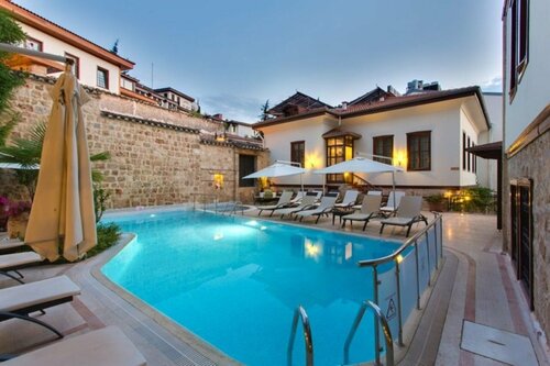 Внешний вид отеля Dogan Hotel в Муратпаше, фото 2