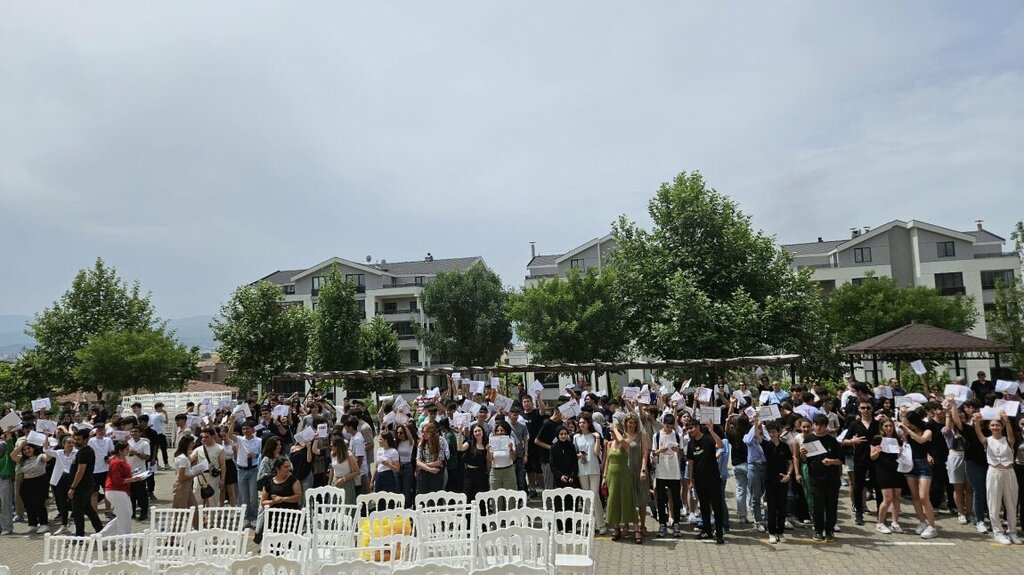 تعليم ثانوي Sahinler Anatolian High School ، بورصة، صورة