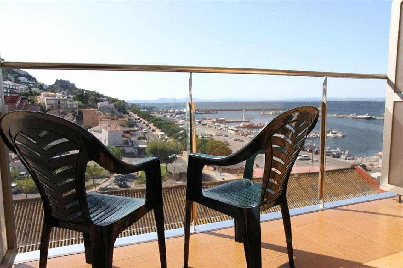 Фото Hotel Univers