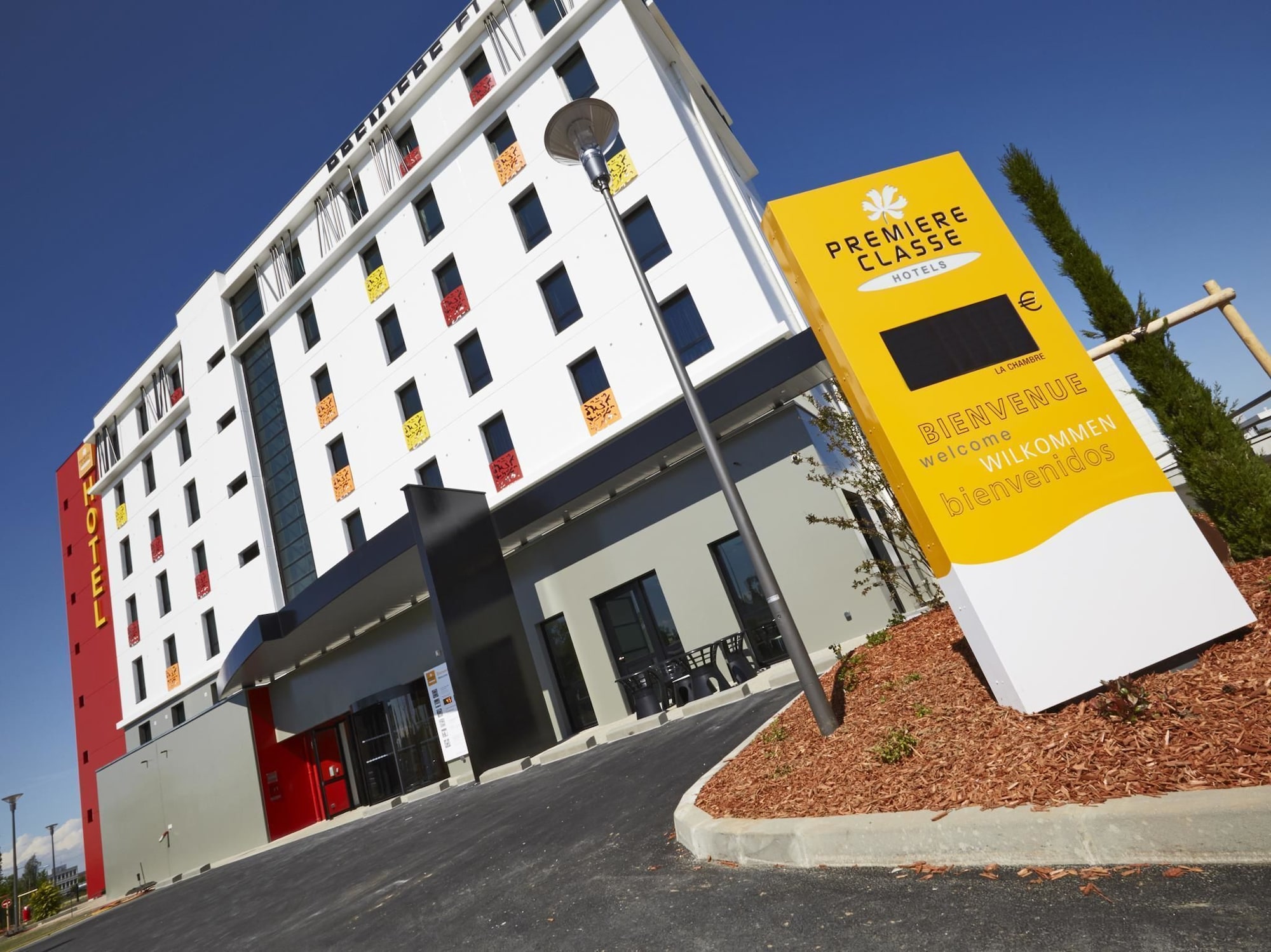 Фото Première Classe Lyon Est - Saint-Priest Eurexpo