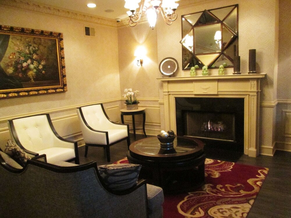 Фото Best Western Plus Hawthorne Terrace Hotel