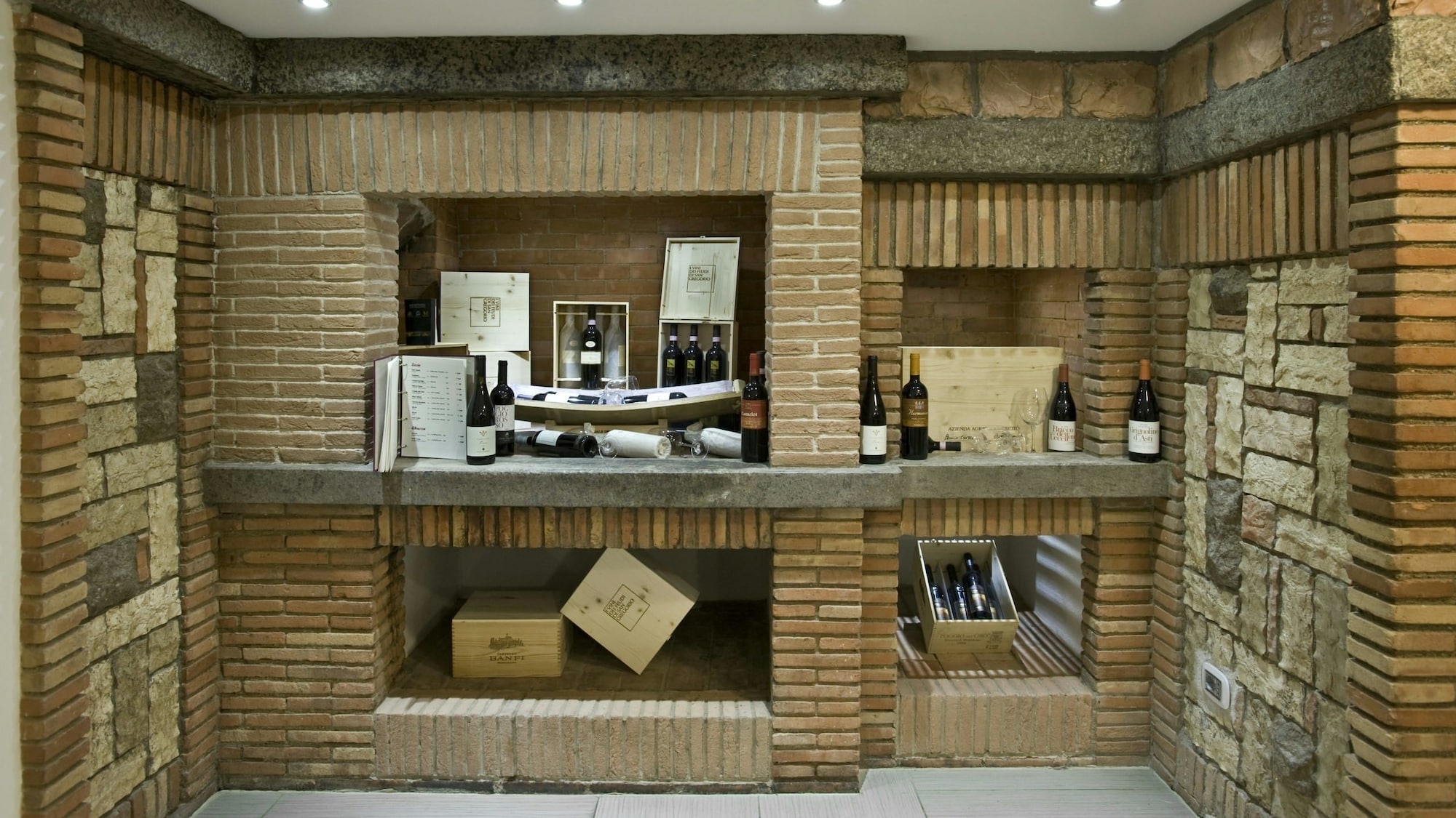 Фото Albergo La Pace