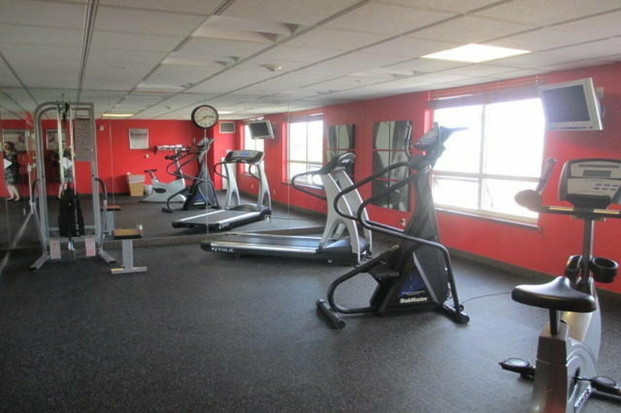 Фото Hotel Executive Suites