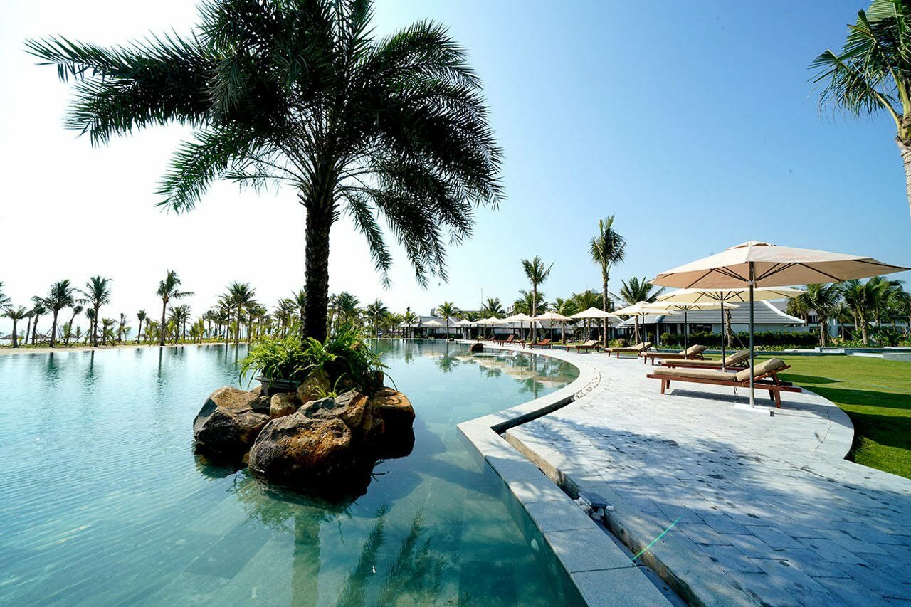 Фото Bliss Hoi An Beach Resort & Wellness