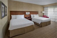 Фото Courtyard by Marriott Newark Liberty International Airport