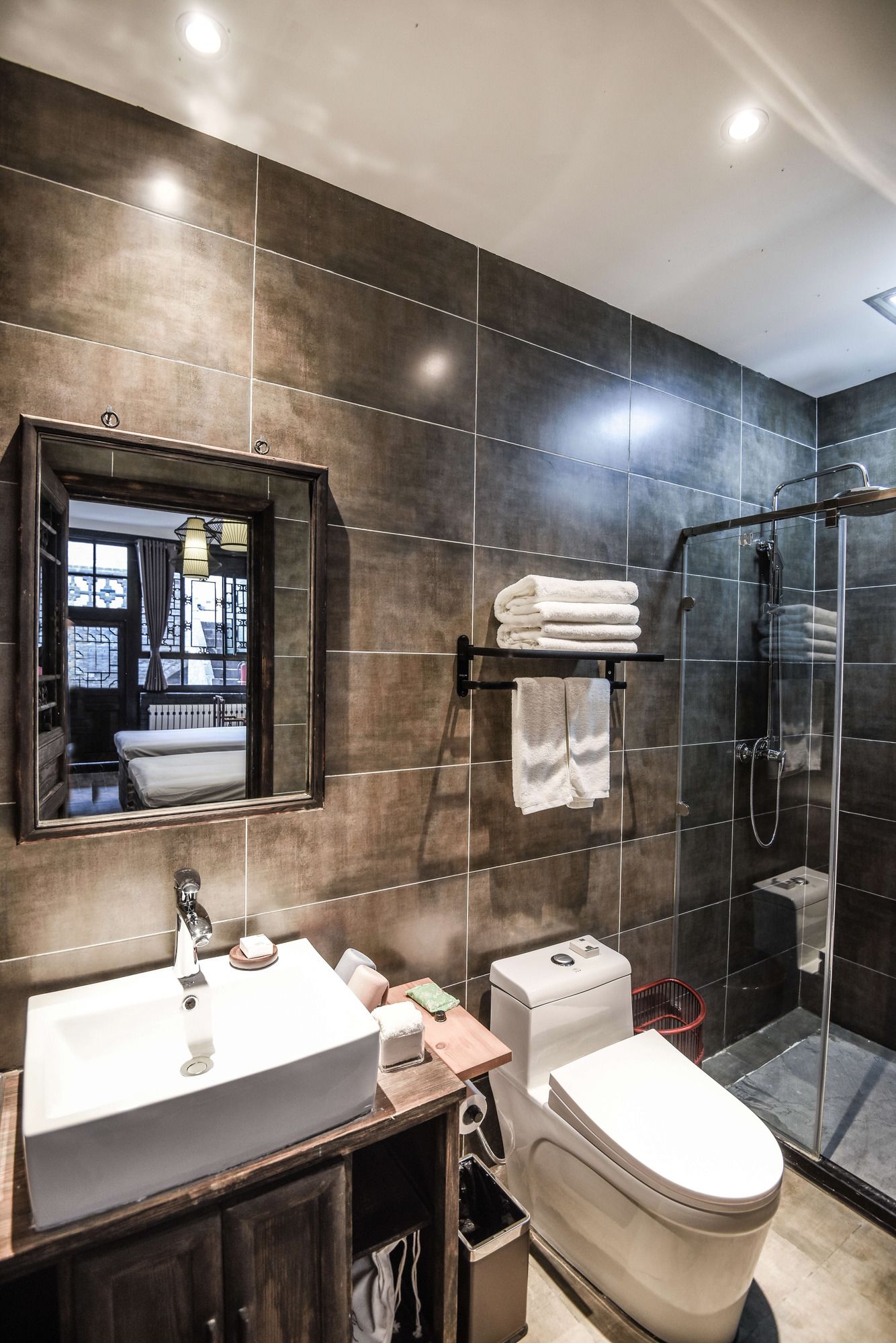 Фото ELseWhere-LeiFu Hotel