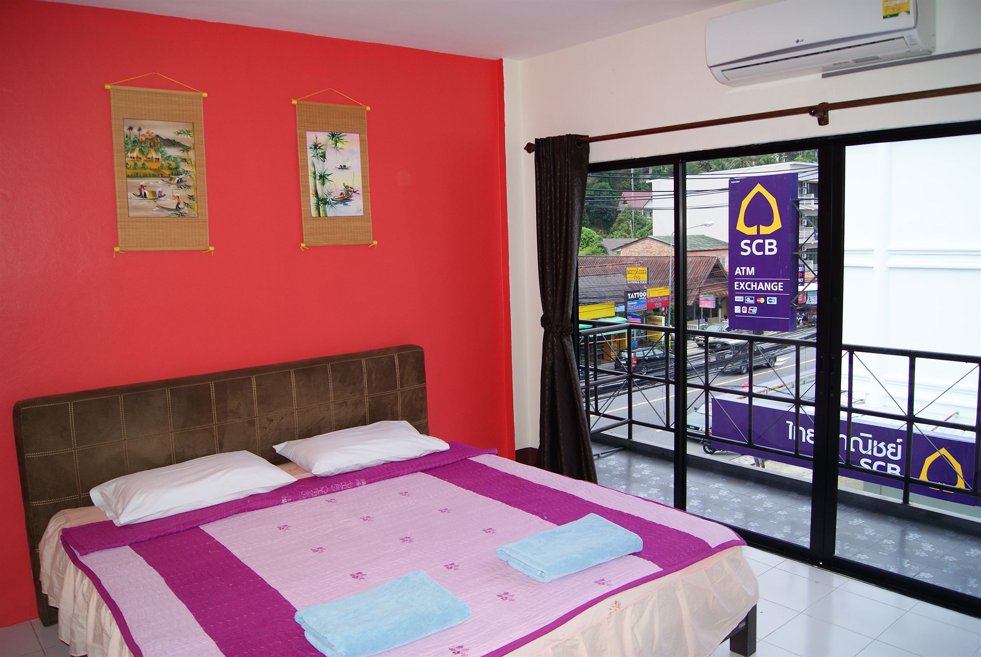 Фото Pineapple Guesthouse