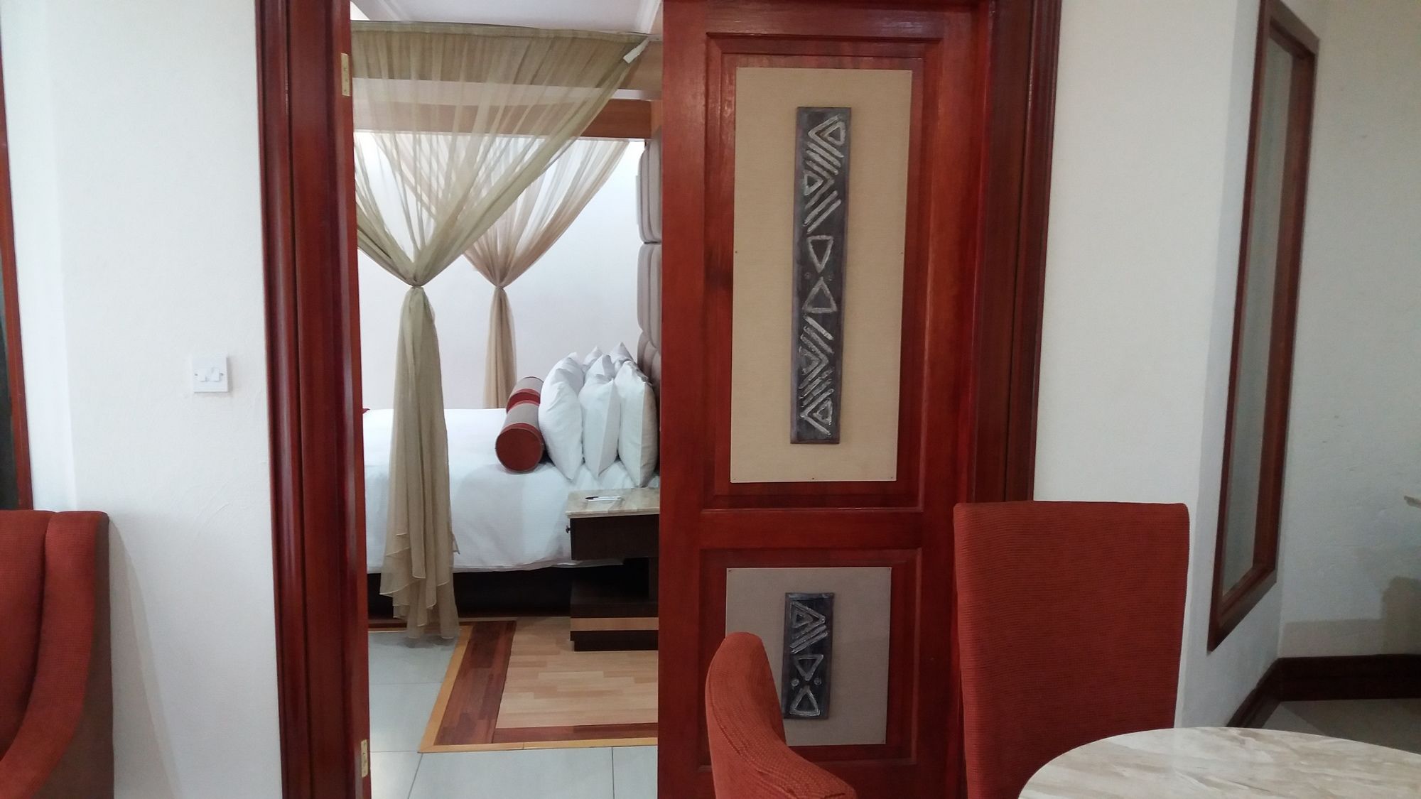 Фото Cresta Mowana Safari Resort & SPA