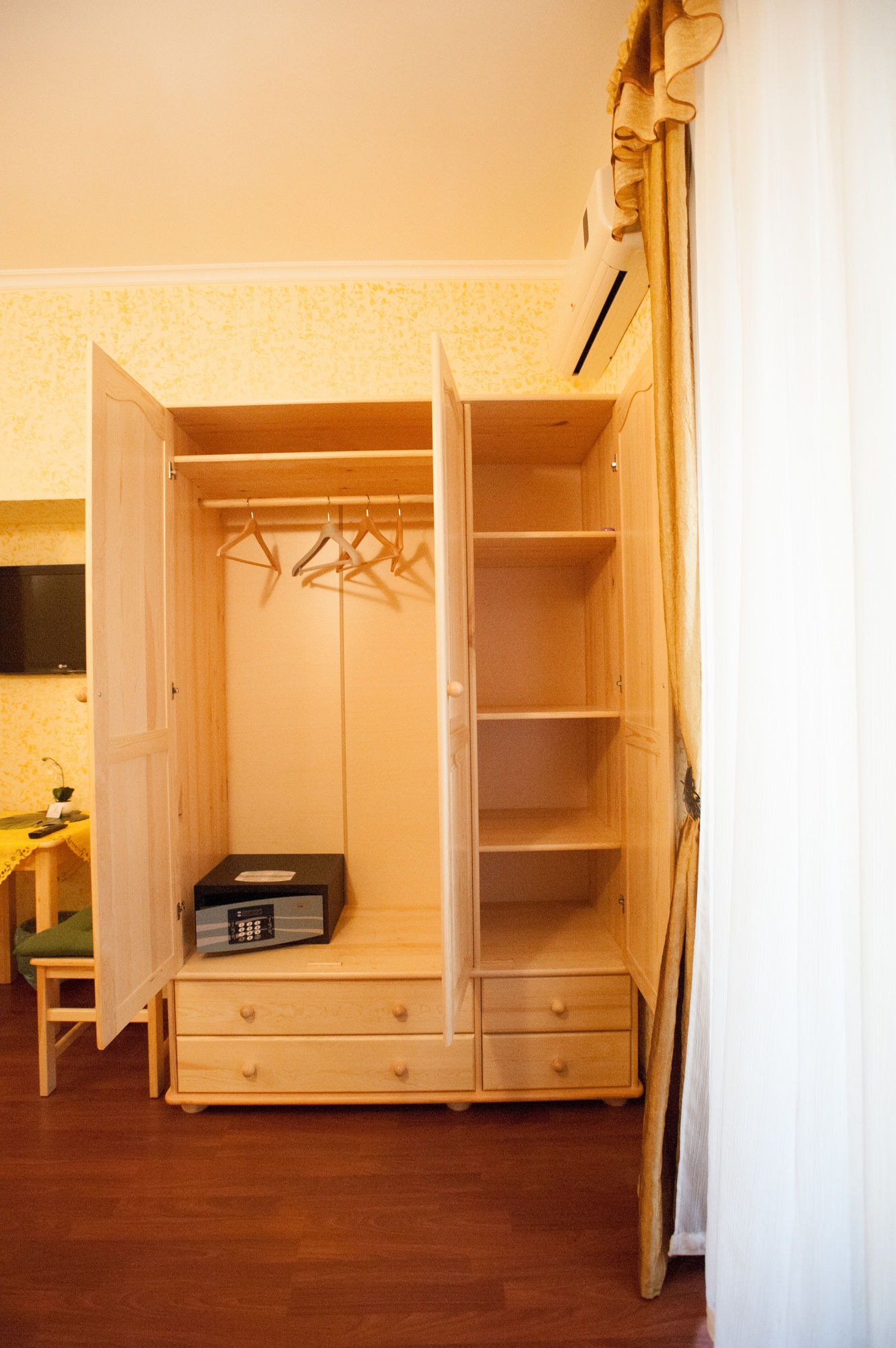 Фото St. Peter's Rooms Rome