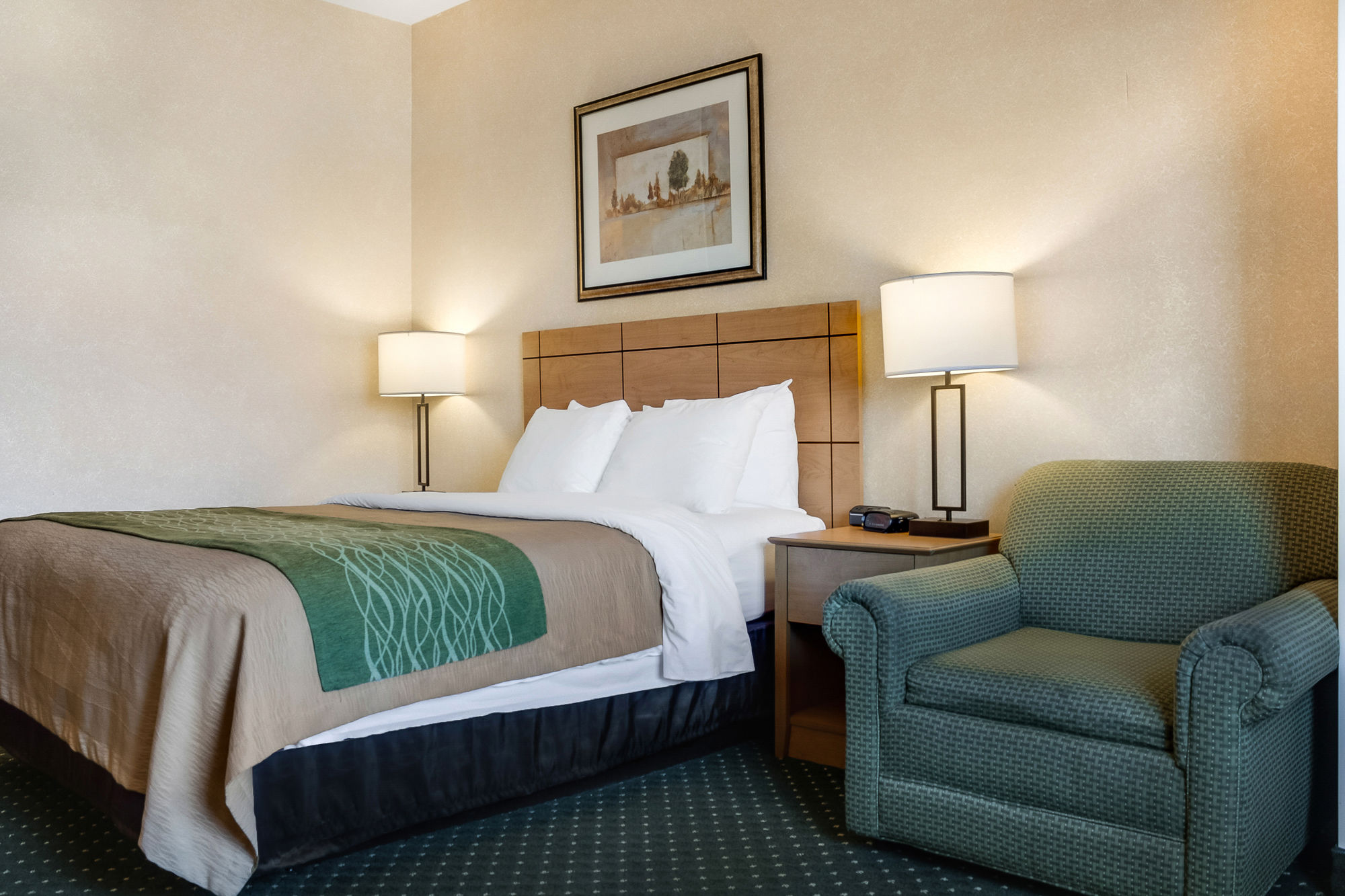 Фото Comfort Inn Jamestown