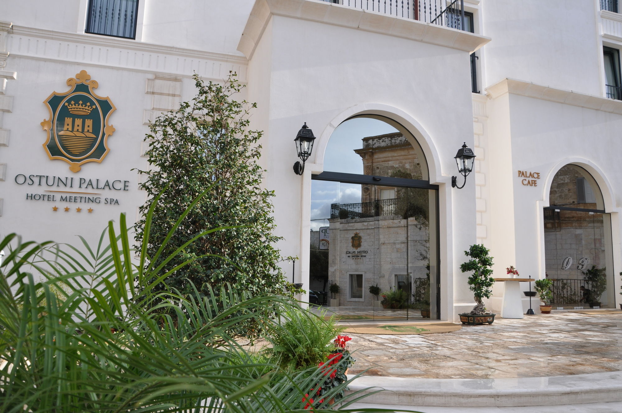 Фото Ostuni Palace Hotel Bistrot & SPA
