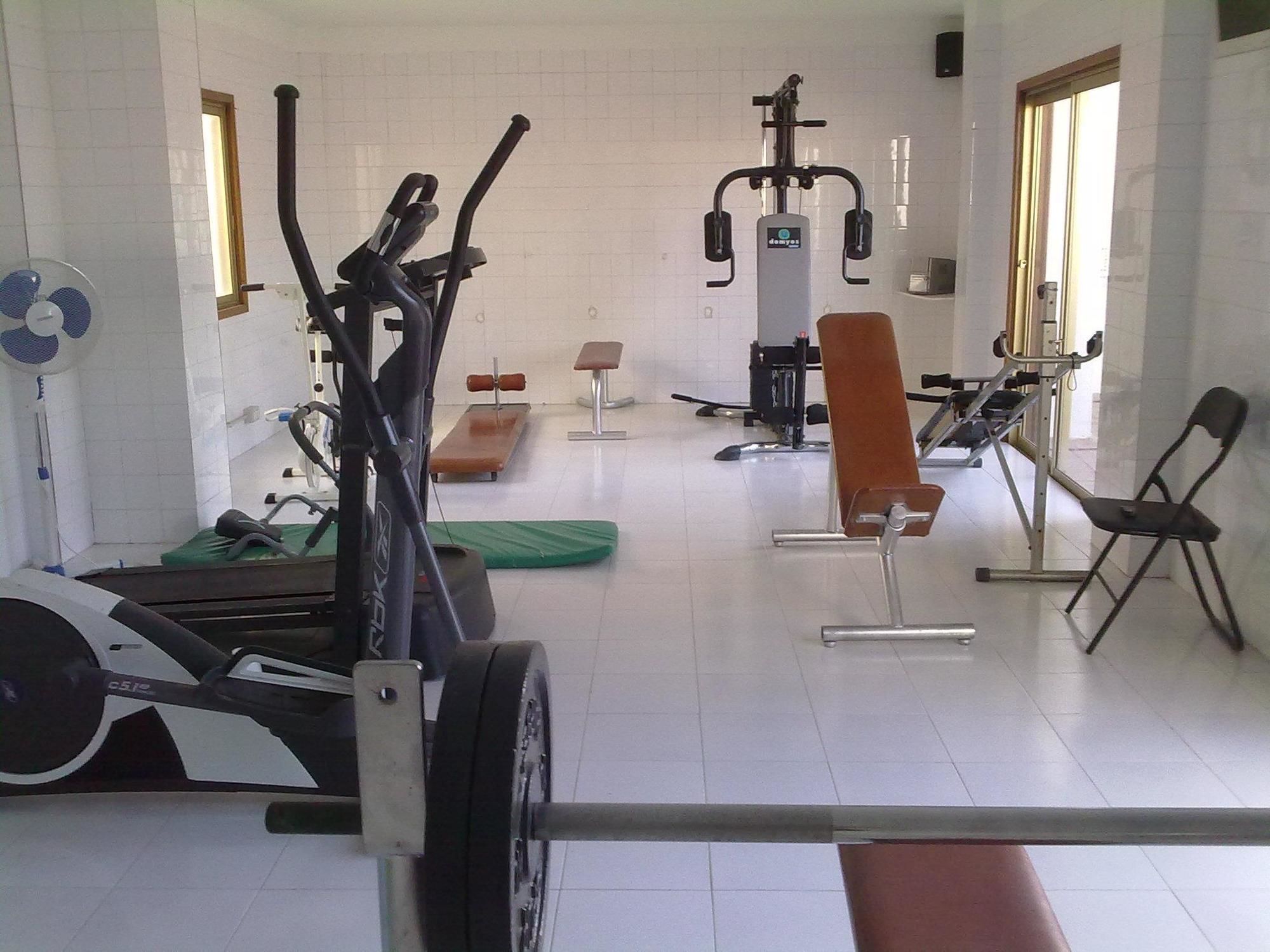 Фото Hotel Aeropuerto Sur