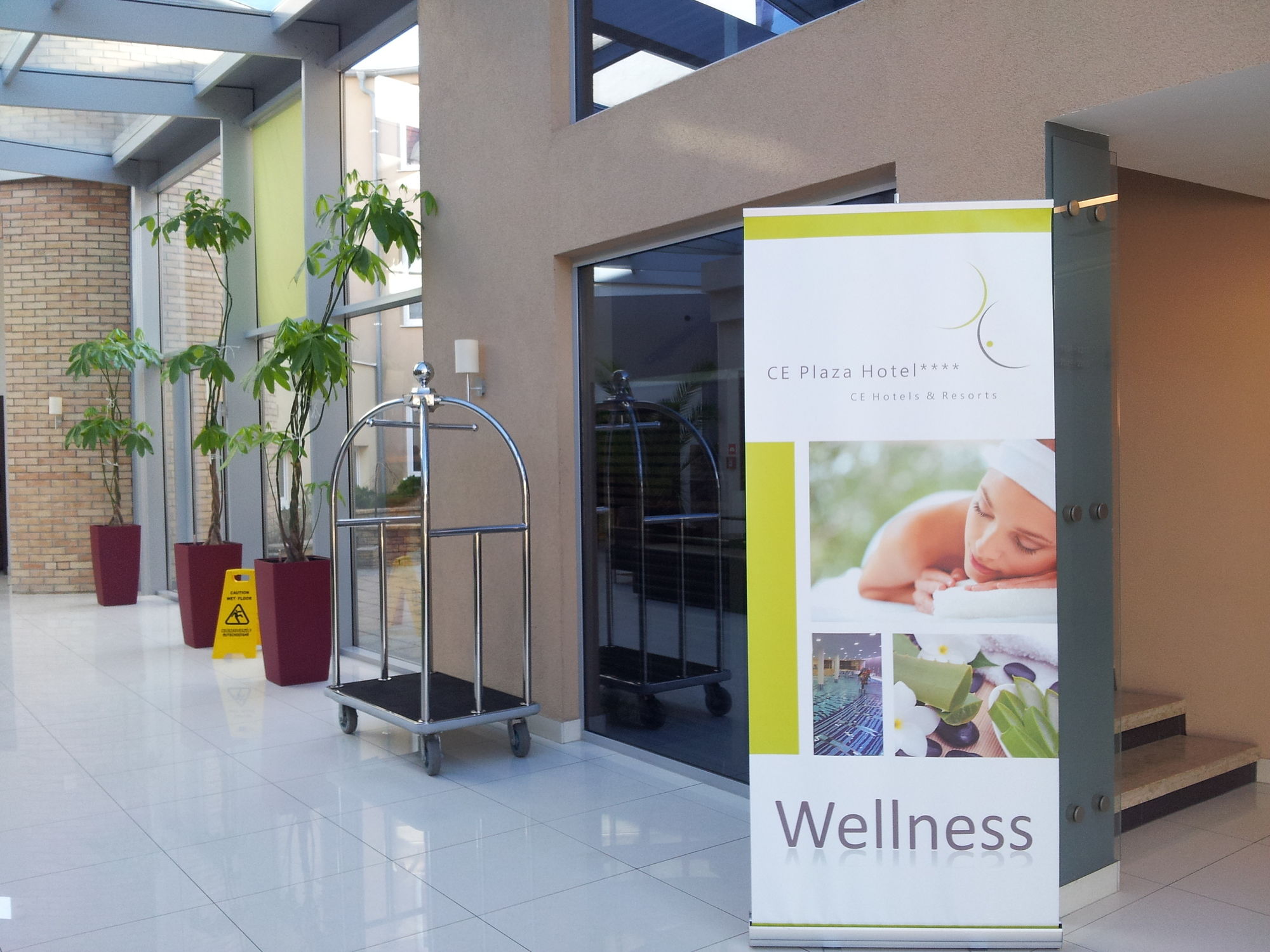 Фото Ce Plaza Hotel