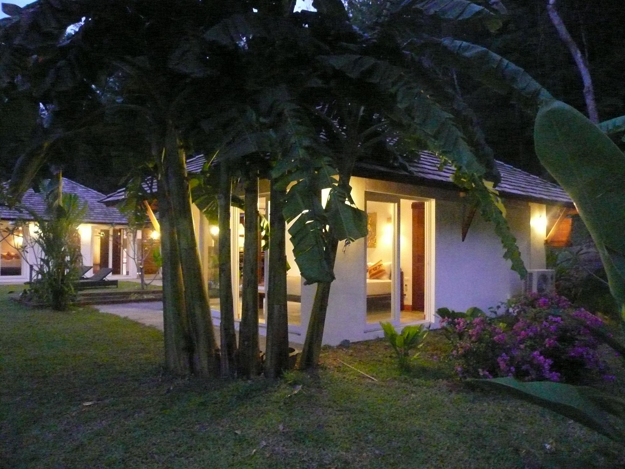 Фото Koyao Bay Pavilions