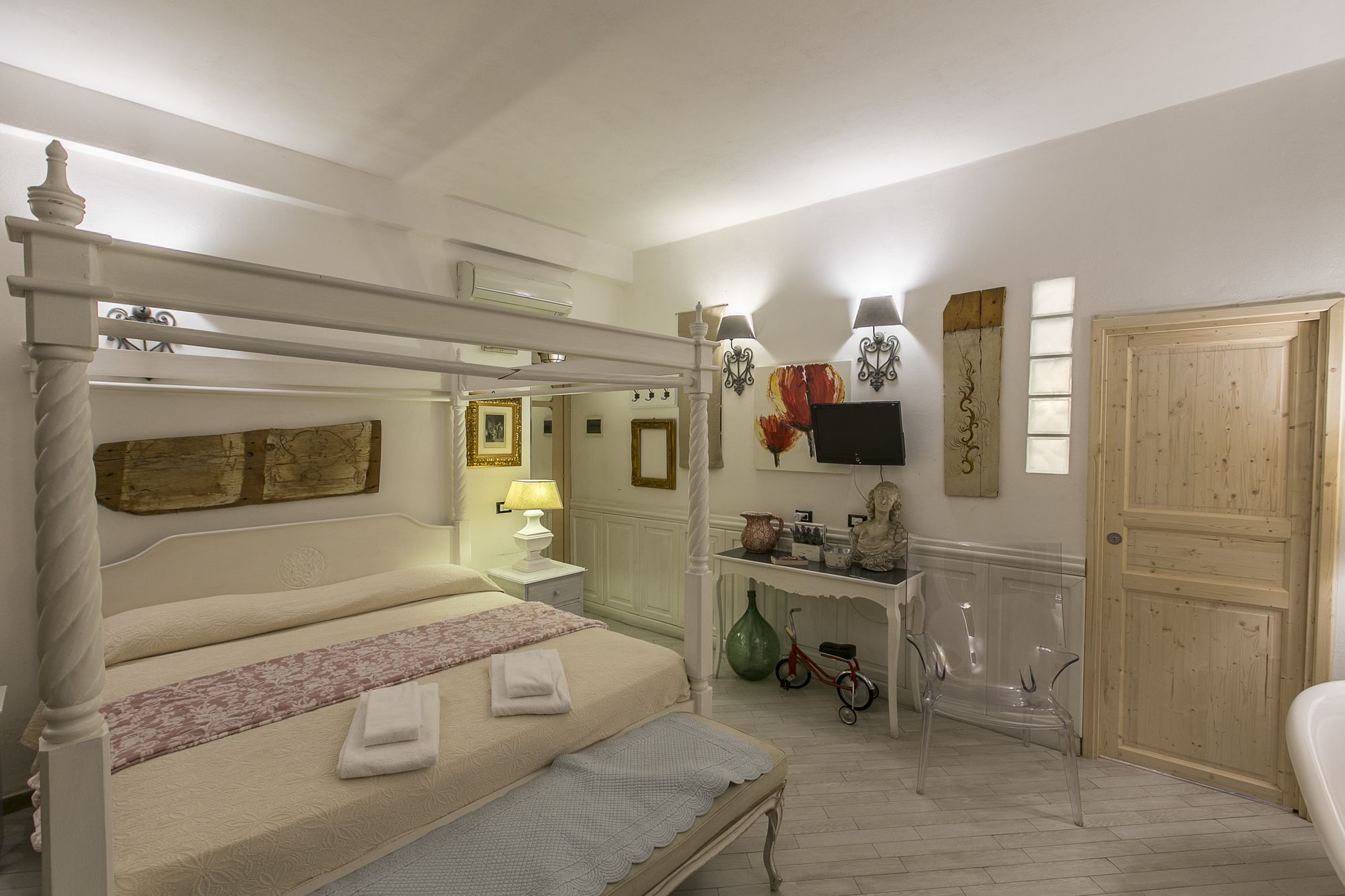 Фото B&b Porta di Castro