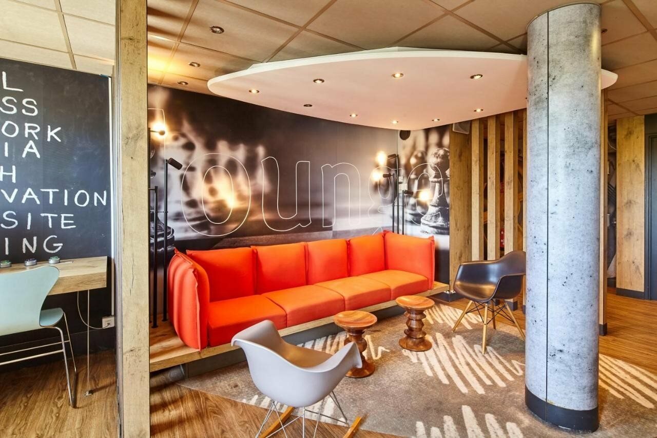 Фото B&b Hotel Versailles Le Chesnay