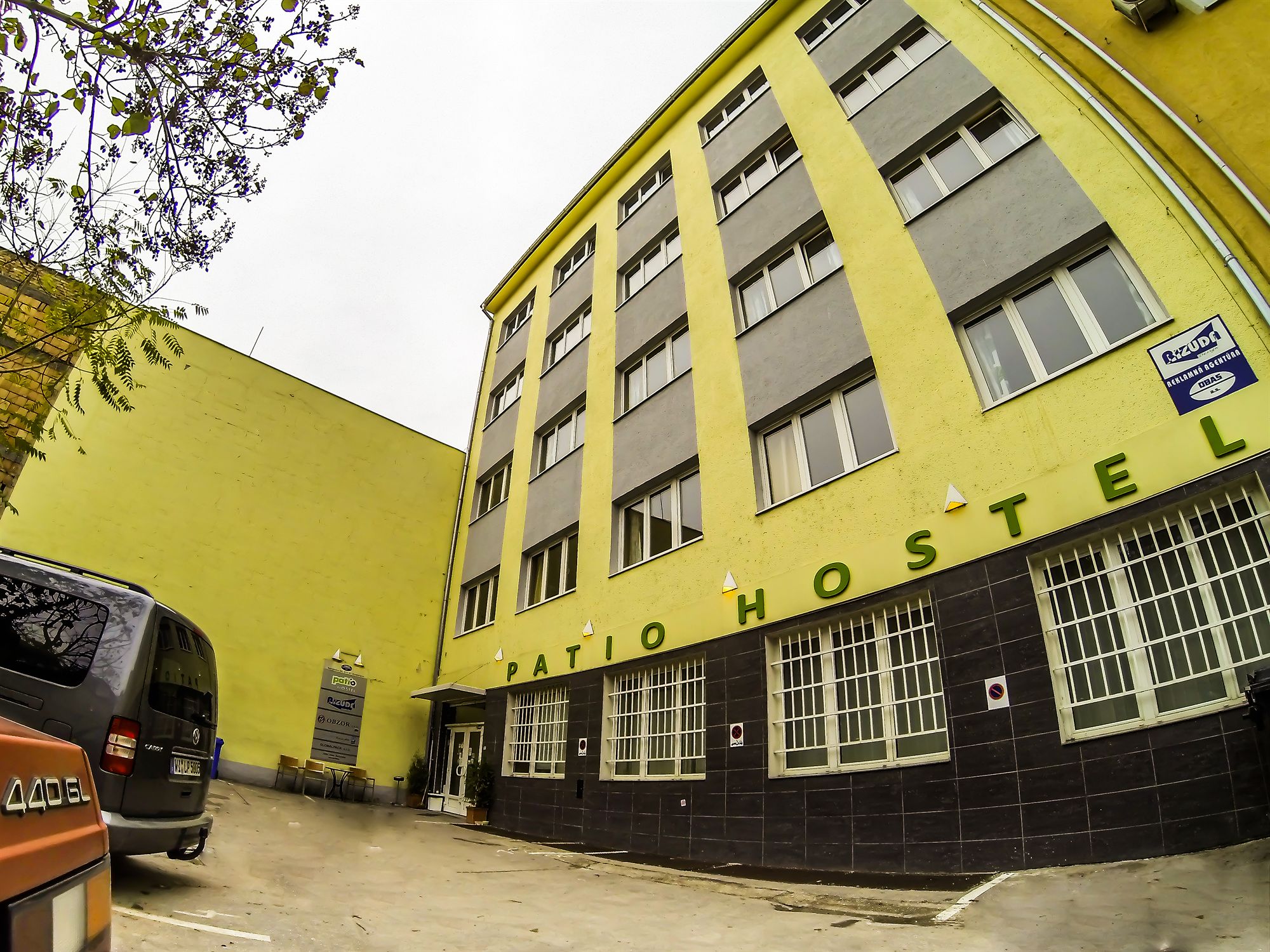 Фото отеля 1