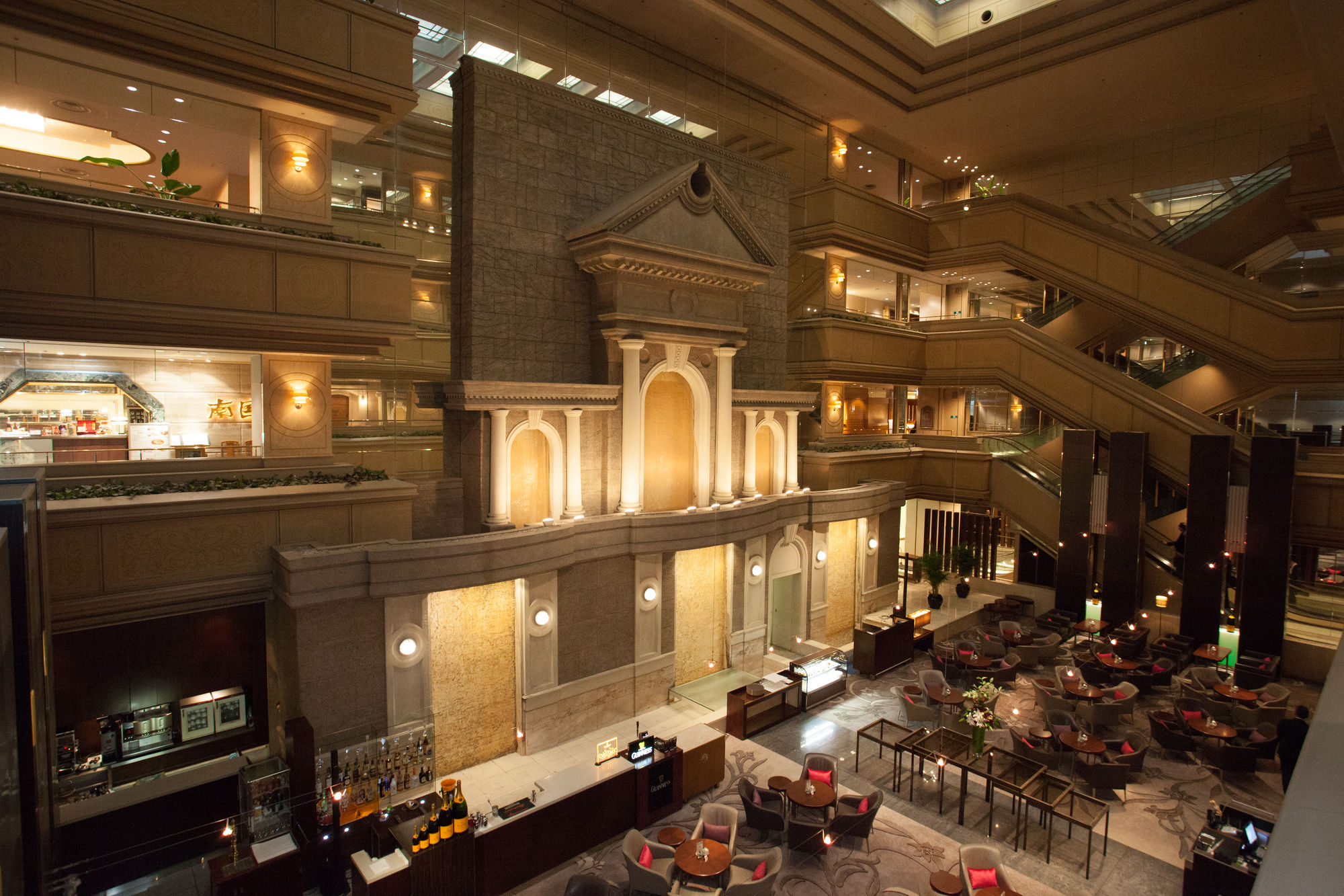 Фото Nagoya Tokyu Hotel