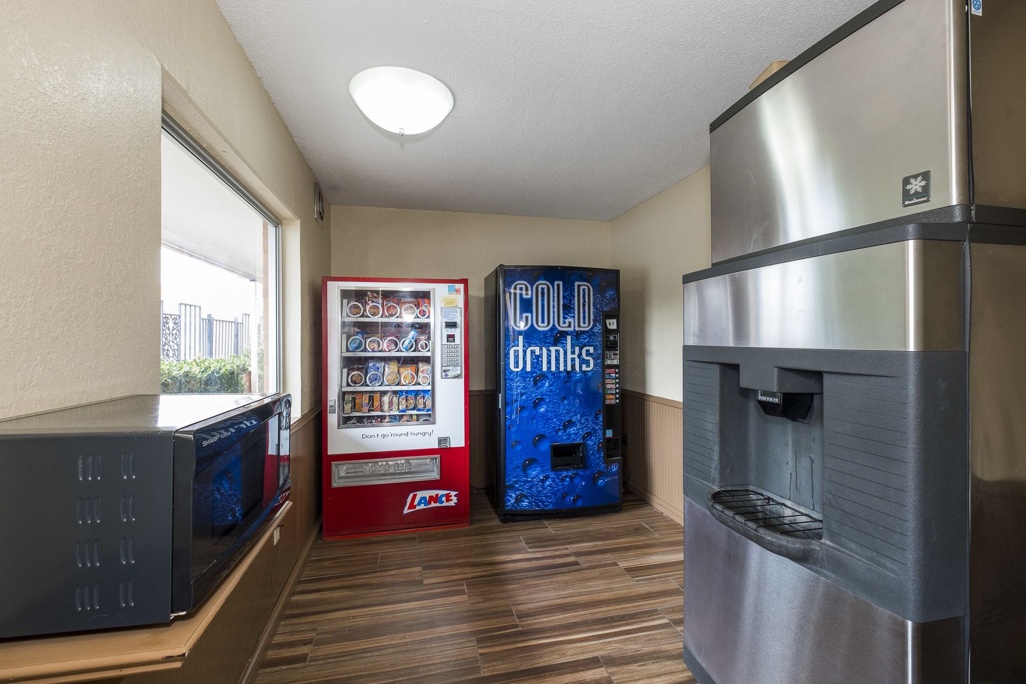 Фото Red Roof Inn Meridian