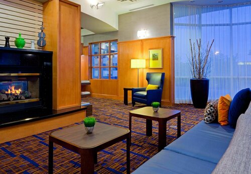 Гостиница Courtyard by Marriott Toronto Markham в Маркеме